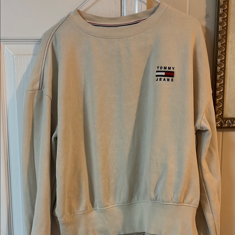 Tommy Hilfiger Cream Crewneck Sweater Classic Fit